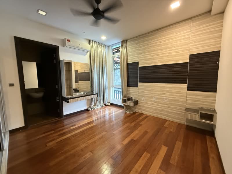 Semi-Detached House for Sale in Bandar Kinrara (Selangor) - Edwin Chang - Bedroom - PropertyGuru.com.my