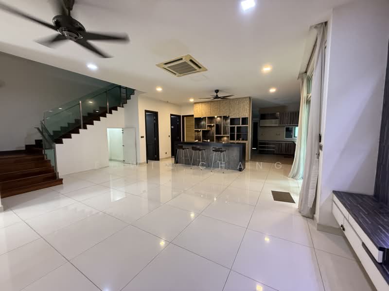 Semi-Detached House for Sale in Bandar Kinrara (Selangor) - Edwin Chang - Living Room - PropertyGuru.com.my