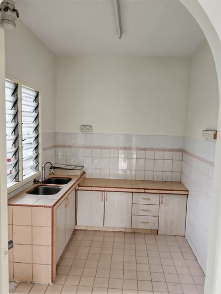 Apartment for Rent at Kenanga Apartments - Ong KK - Kitchen - PropertyGuru.com.my