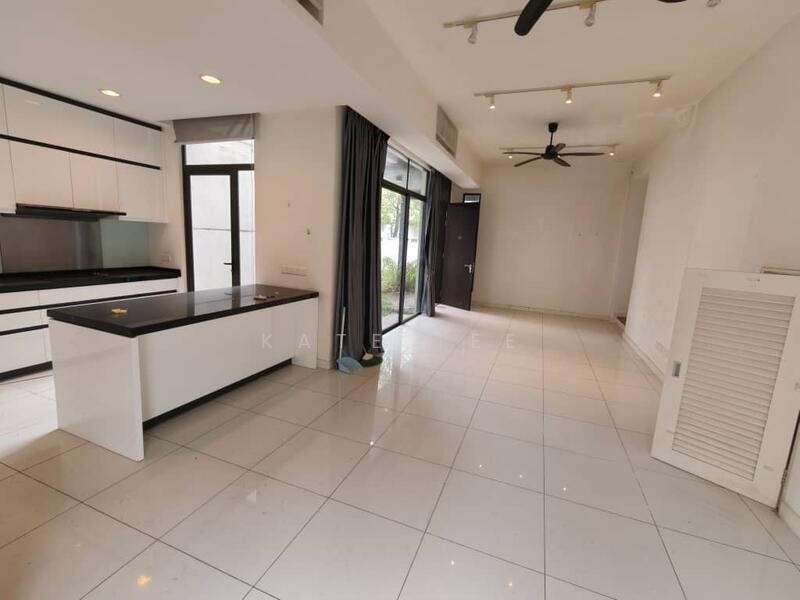 2-storey Terraced House for Sale in Medini (Iskandar Puteri (Nusajaya)) - Kate Tee - Kitchen - PropertyGuru.com.my