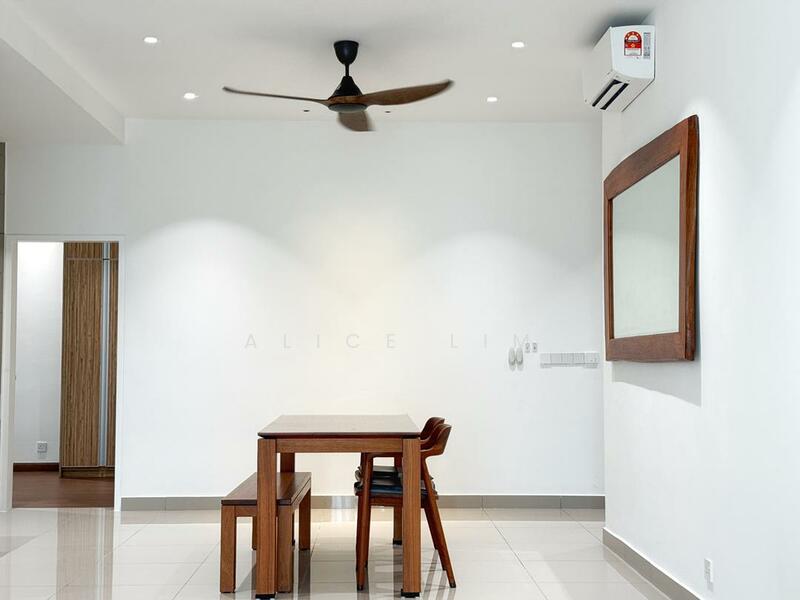 Dining Room (Solid Wood)