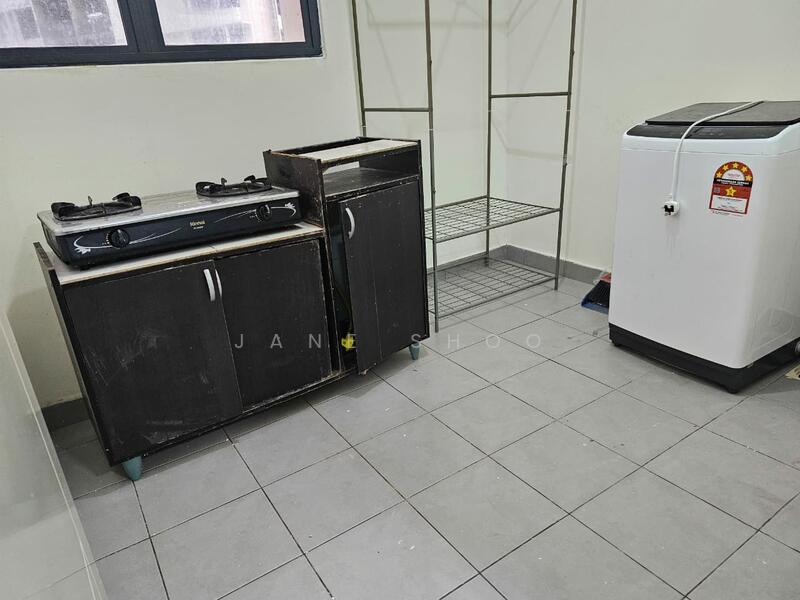 Condominium for Sale at The Z Residence - Jane Shoo - Kitchen - PropertyGuru.com.my