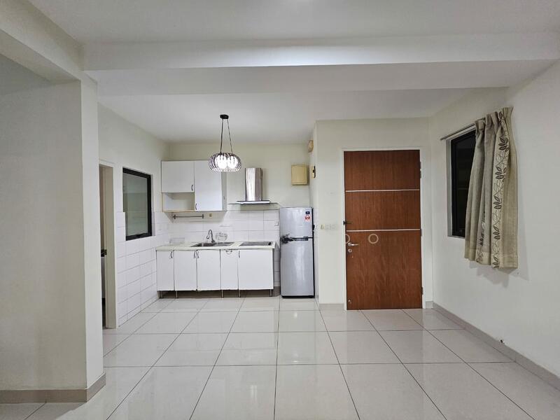 Condominium for Sale at The Z Residence - Jane Shoo - Kitchen - PropertyGuru.com.my
