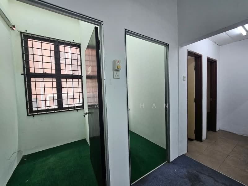 Kedai untuk Dijual di USJ Sentral (Subang Jaya) - Alan Chan - Corridor - PropertyGuru.com.my