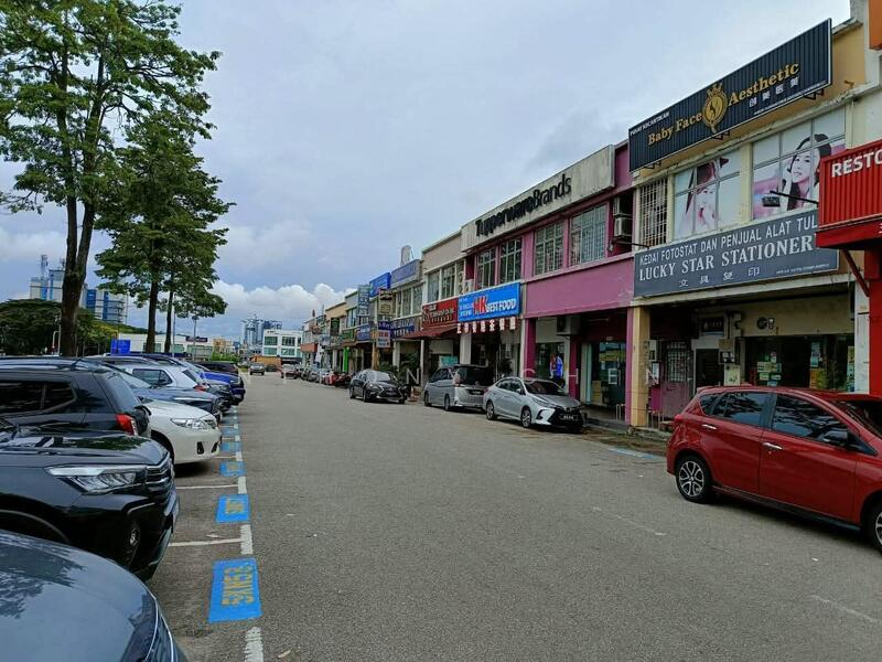 For Rent - Bukit indah Double Storey shop lot for rent