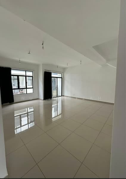 Townhouse for Sale in Eco Grandeur (Puncak Alam) - Nur Hanizah - Living Room - PropertyGuru.com.my