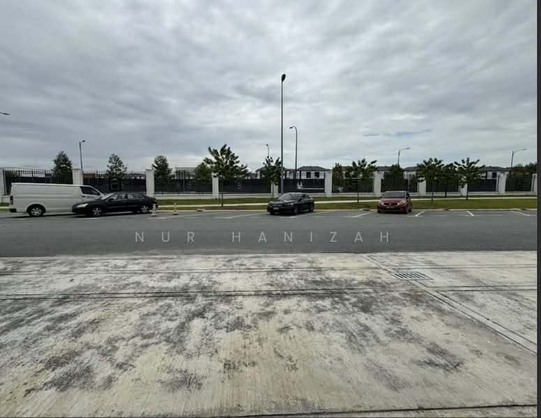 Townhouse for Sale in Eco Grandeur (Puncak Alam) - Nur Hanizah - Exterior - PropertyGuru.com.my