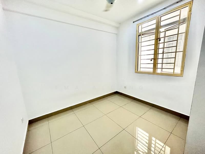 Kondominium untuk Disewa di Suasana Lumayan - EMA ALLANG - Interior - PropertyGuru.com.my