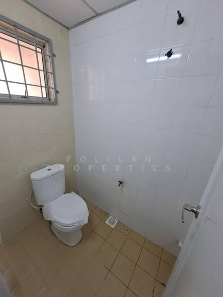 Shop for Rent in Bandar Bukit Tinggi (Klang) - Polilan Properties - Bathroom - PropertyGuru.com.my