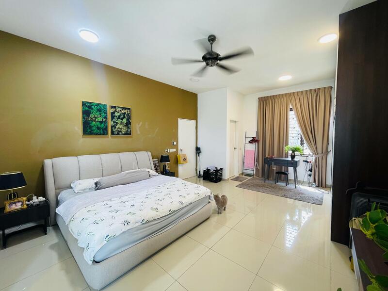 3-storey Terraced House for Sale in Setia Alam (Selangor) - Dinie Akmal - Bedroom - PropertyGuru.com.my