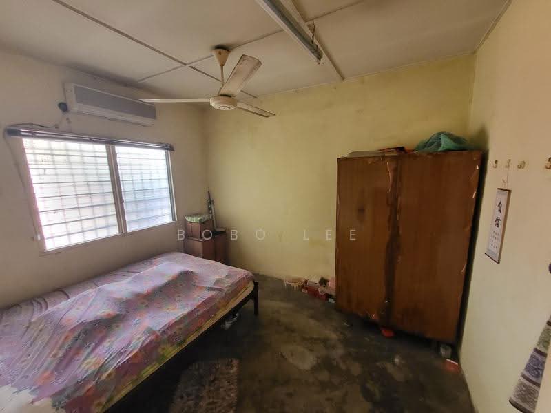 1-storey Terraced House for Sale in Rasa (Selangor) - Bobo Lee - Bedroom - PropertyGuru.com.my