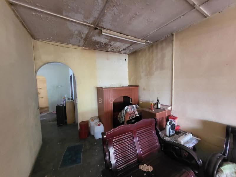 1-storey Terraced House for Sale in Rasa (Selangor) - Bobo Lee - Living Room - PropertyGuru.com.my