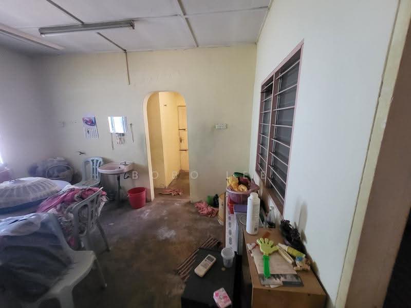 1-storey Terraced House for Sale in Rasa (Selangor) - Bobo Lee - Bedroom - PropertyGuru.com.my