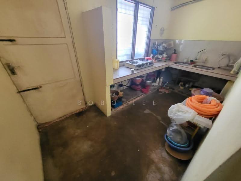 1-storey Terraced House for Sale in Rasa (Selangor) - Bobo Lee - Kitchen - PropertyGuru.com.my