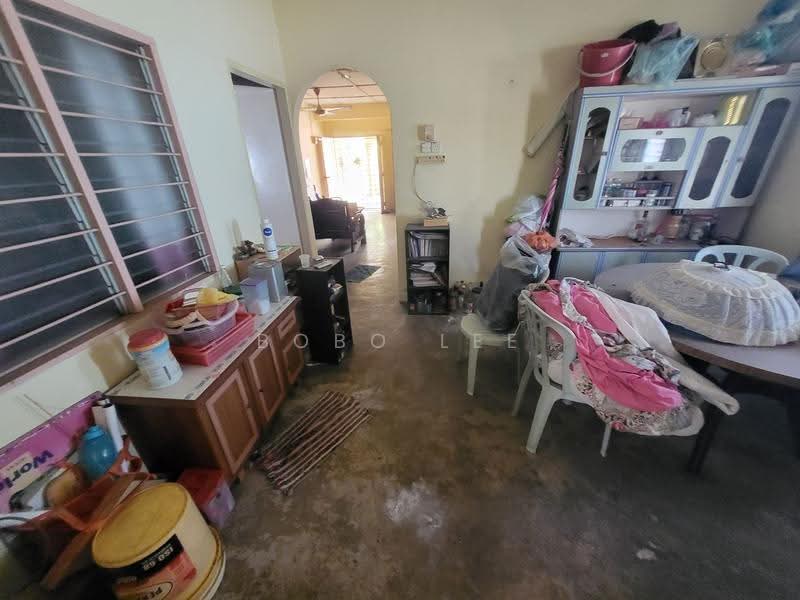 1-storey Terraced House for Sale in Rasa (Selangor) - Bobo Lee - Living Room - PropertyGuru.com.my