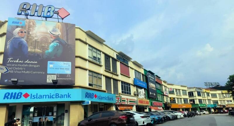 For Sale - 📌 【R.O.I ★ 5.6%】3 Storey Shop Seksyen 9 Bandar Baru Bangi, Fully Tenanted