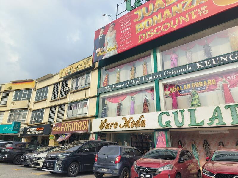 For Sale - 📌 【R.O.I ★ 5.6%】3 Storey Shop Seksyen 9 Bandar Baru Bangi, Fully Tenanted