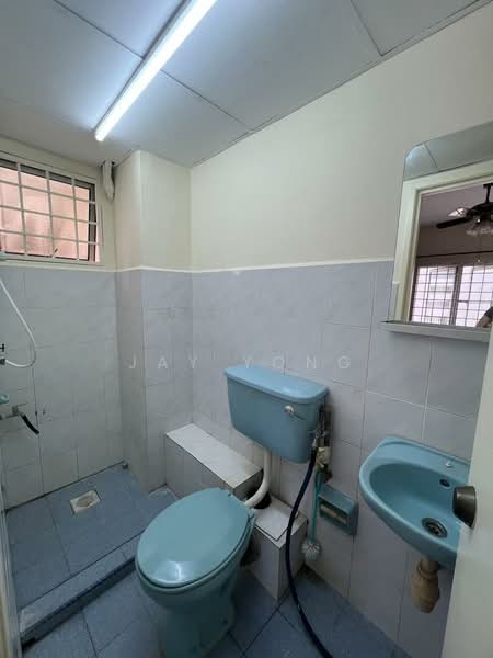 Condominium for Sale at Danau Idaman - Jay Yong - Bathroom - PropertyGuru.com.my