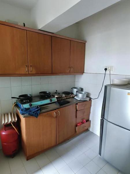 Condominium for Sale at Danau Idaman - Jay Yong - Kitchen - PropertyGuru.com.my
