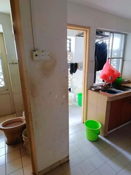 Condominium for Sale at Danau Idaman - Jay Yong - Bathroom - PropertyGuru.com.my