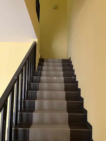 Rumah Teres 2-Tingkat untuk Disewa di Falim (Ipoh) - Nicholas Poh - Corridor - PropertyGuru.com.my