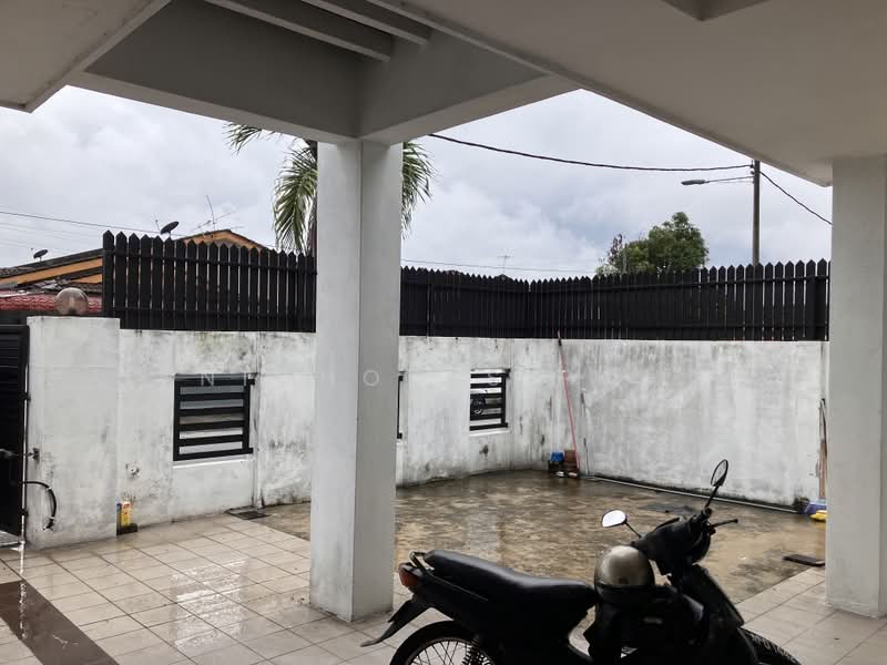 Rumah Teres 2-Tingkat untuk Disewa di Falim (Ipoh) - Nicholas Poh - Exterior - PropertyGuru.com.my