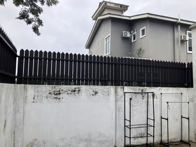 Rumah Teres 2-Tingkat untuk Disewa di Falim (Ipoh) - Nicholas Poh - Exterior - PropertyGuru.com.my