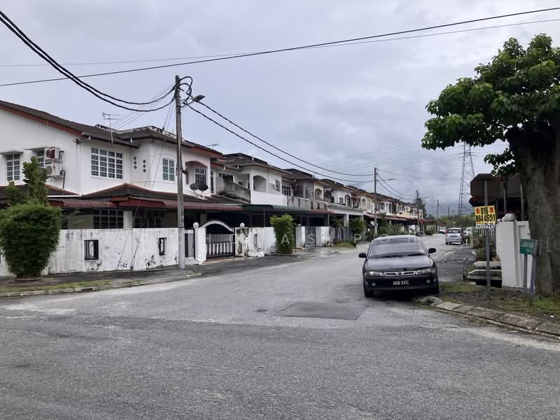 Rumah Teres 2-Tingkat untuk Disewa di Falim (Ipoh) - Nicholas Poh - Exterior - PropertyGuru.com.my
