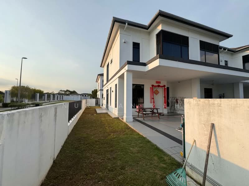 2-storey Terraced House for Sale in Puncak Alam (Selangor) - Nur Hanizah - Exterior - PropertyGuru.com.my
