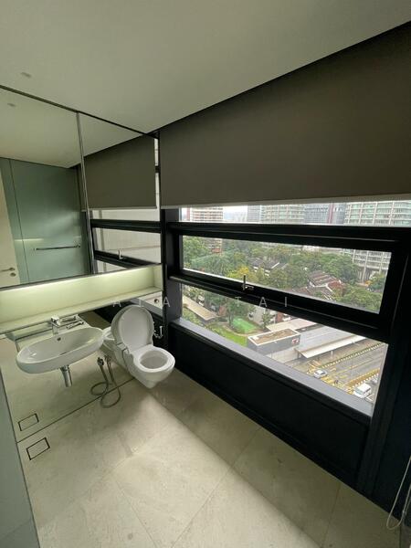 Kondominium untuk Dijual di Condominium @ The Troika - Alan Tai - Bathroom - PropertyGuru.com.my