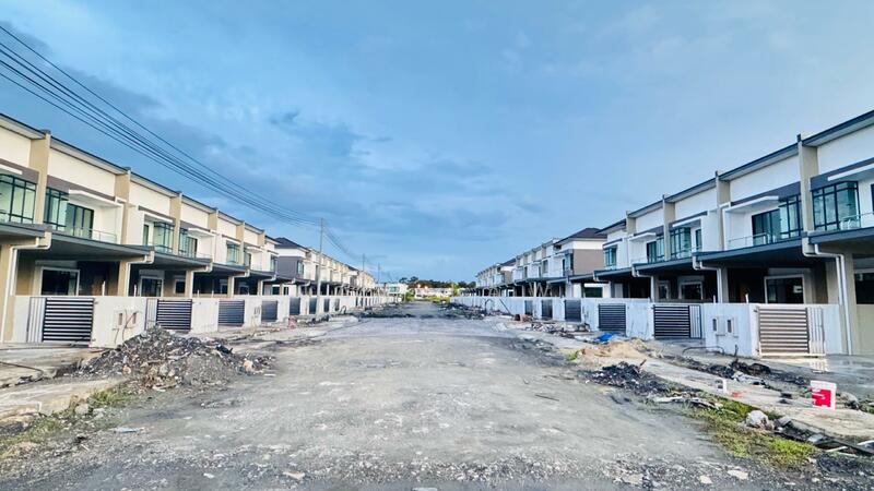 2-storey Terraced House for Sale in Kota Samarahan (Sarawak) - Jay Law - Exterior - PropertyGuru.com.my