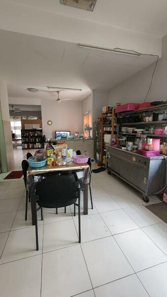 2-storey Terraced House for Sale in Sungai Buloh (Selangor) - Alicia Soo - Dining Room - PropertyGuru.com.my