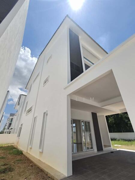 Rumah Banglo untuk Dijual di Taman Kota Permai (Bukit Mertajam) - Eric Lim - Exterior - PropertyGuru.com.my