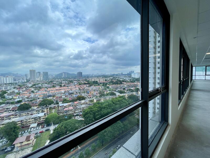 Service Residence for Sale at Atwater : Service Residences - Lawrence Chan - Corridor - PropertyGuru.com.my
