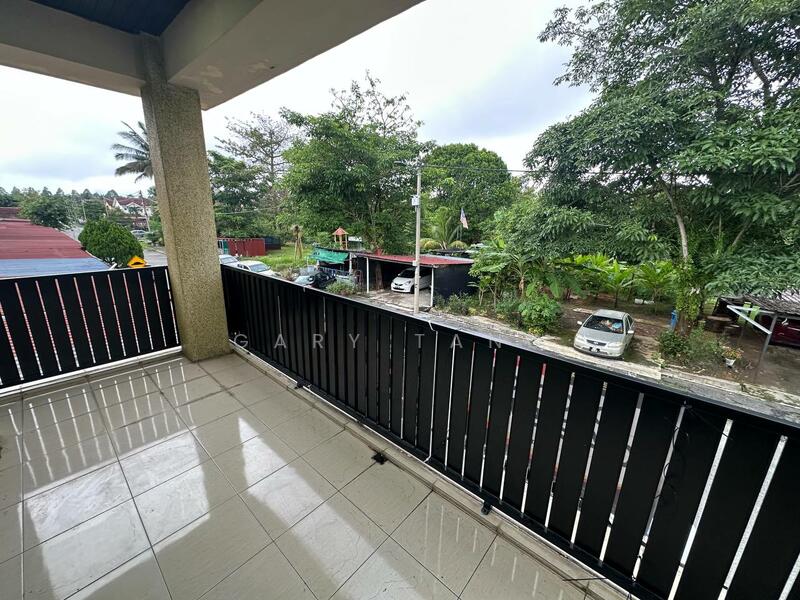 Terraced House for Sale in Taman Pakatan Jaya (Tambun) - Gary Tang - Balcony - PropertyGuru.com.my