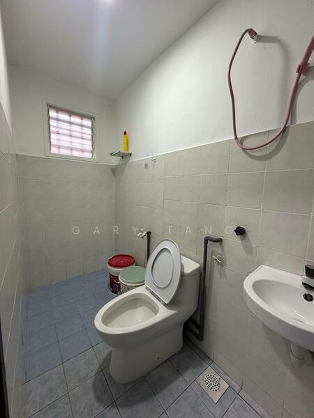 Terraced House for Sale in Taman Pakatan Jaya (Tambun) - Gary Tang - Bathroom - PropertyGuru.com.my