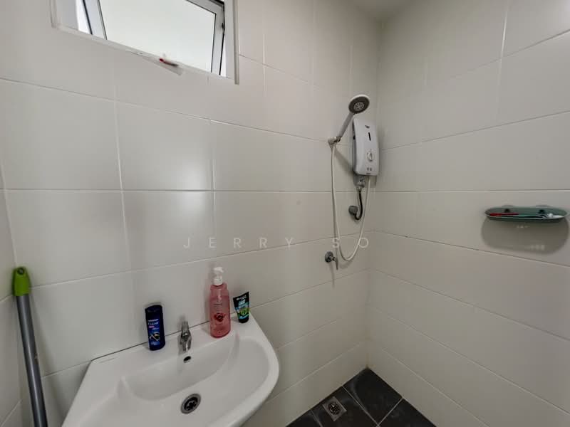 SummerSkye Residences untuk Untuk Disewa - RM 2,098 /bulan, Mac 2026 - Bathroom - PropertyGuru.com.my