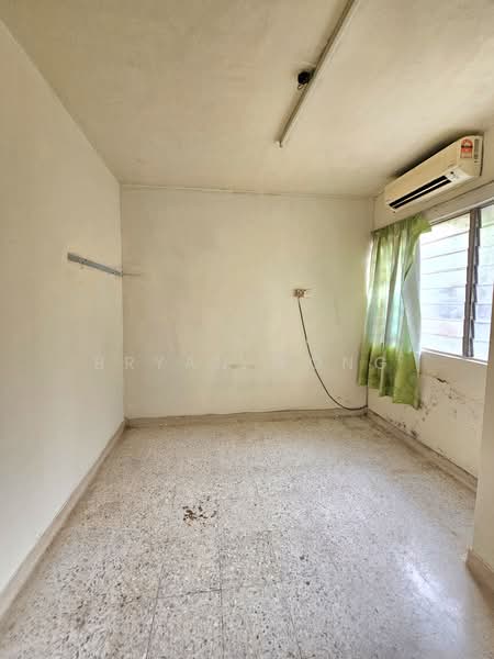 Rumah Teres 2 Tingkat untuk Dijual di Petaling Jaya (Selangor) - Bryan Wong - Bedroom - PropertyGuru.com.my