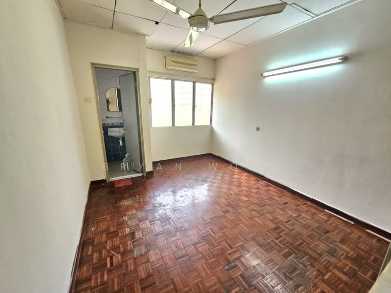 Rumah Teres 2 Tingkat untuk Dijual di Petaling Jaya (Selangor) - Bryan Wong - PropertyGuru.com.my