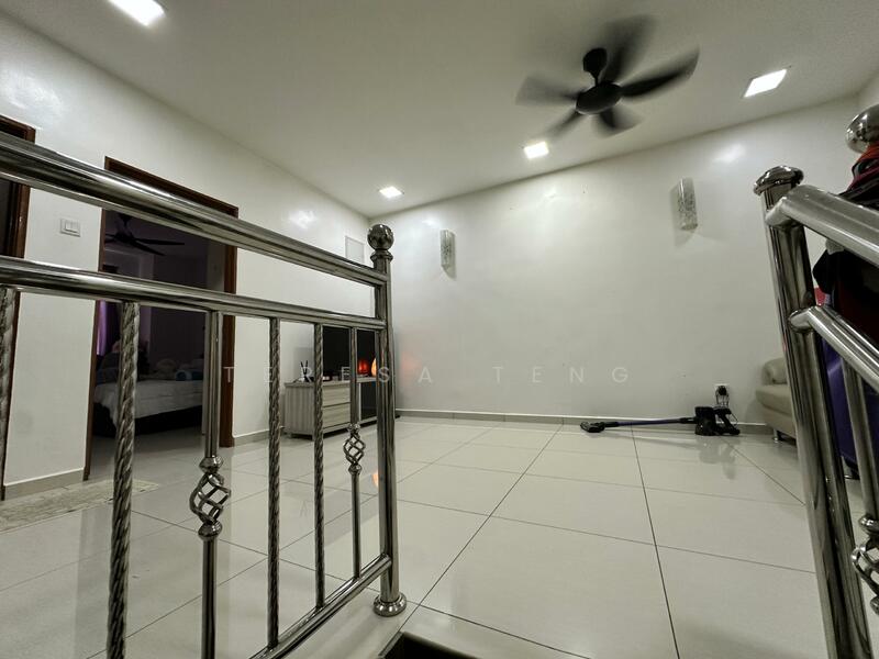 Bandar Bukit Tinggi 1 untuk Untuk Dijual - RM 750,000, Mac 2026 - Living Room - PropertyGuru.com.my