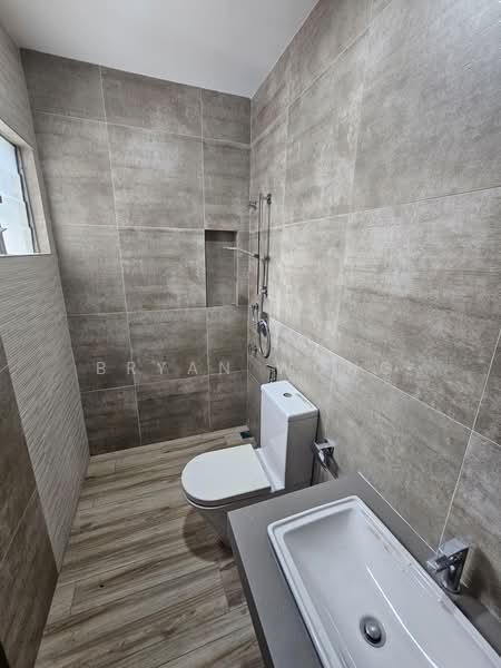 Semi-Detached House for Sale in SS 21, Damansara Utama (Petaling Jaya) - Bryan Wong - Bathroom - PropertyGuru.com.my