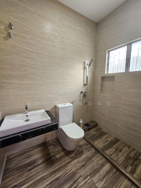 Semi-Detached House for Sale in SS 21, Damansara Utama (Petaling Jaya) - Bryan Wong - Bathroom - PropertyGuru.com.my