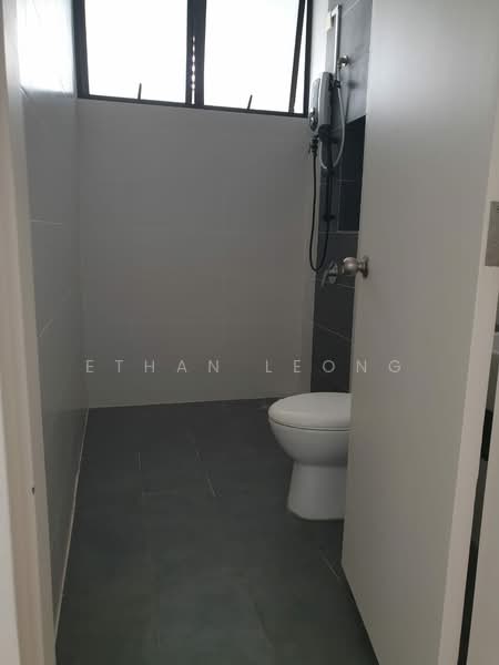 2-storey Terraced House for Sale in Eco Majestic (Semenyih) - Ethan Leong - Bathroom - PropertyGuru.com.my