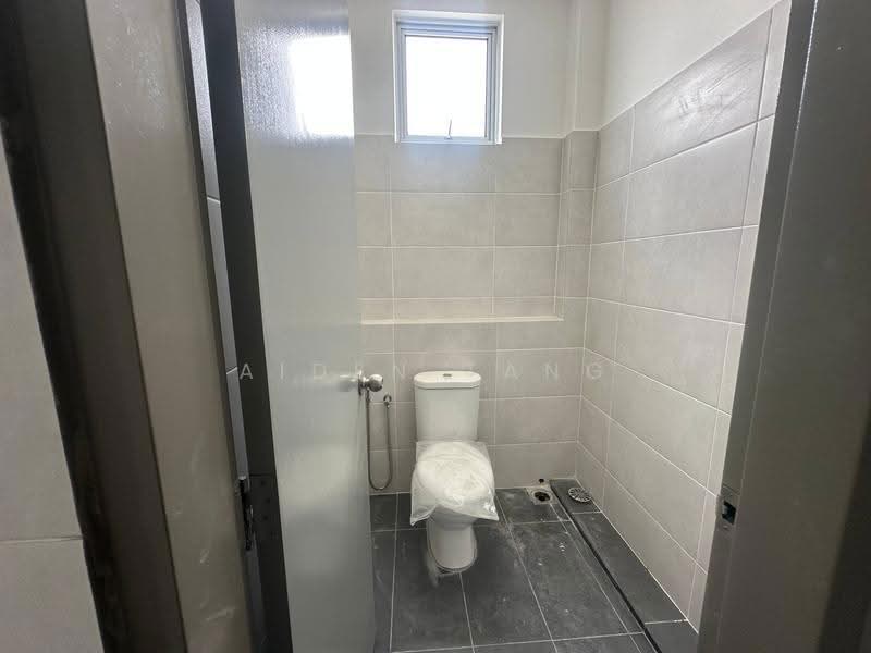 Factory for Sale in Skudai (Johor) - Aiden Tang - Bathroom - PropertyGuru.com.my