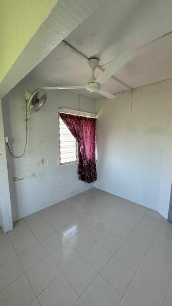 Untuk Disewa - Flat Mahsuri (Lorong Mahsuri 11)