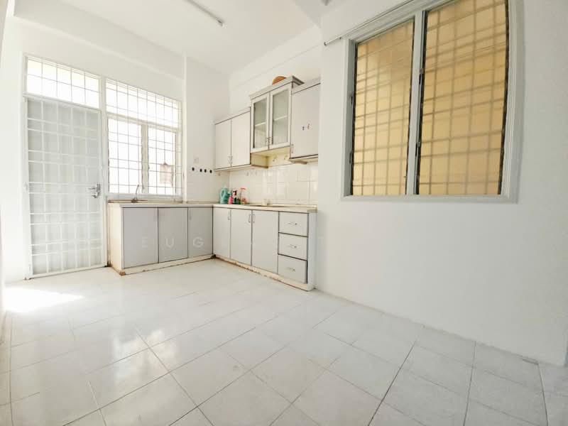 Pangsapuri untuk Dijual di Kingfisher Series - Eugene Tung - Kitchen - PropertyGuru.com.my