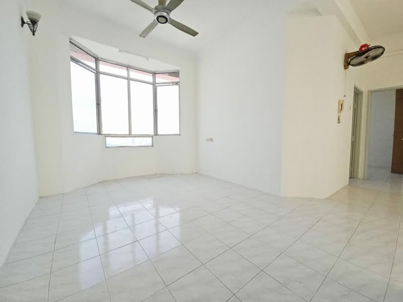 Pangsapuri untuk Dijual di Kingfisher Series - Eugene Tung - Living Room - PropertyGuru.com.my