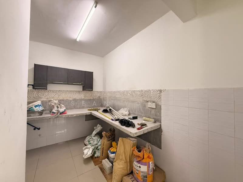 Apartment for Sale at One Sierra Apartment - Sean Yong - Kitchen - PropertyGuru.com.my