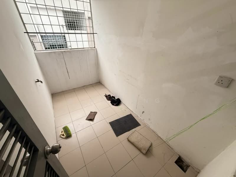 Apartment for Sale at One Sierra Apartment - Sean Yong - Balcony - PropertyGuru.com.my