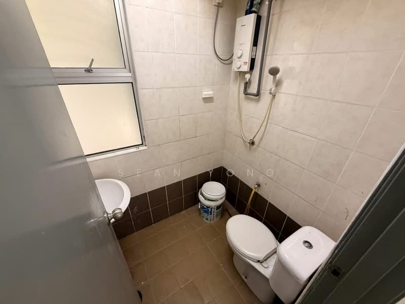 Apartment for Sale at One Sierra Apartment - Sean Yong - Bathroom - PropertyGuru.com.my